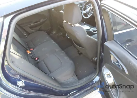 2018 Chevrolet Malibu Lt z USA, uszkodzony, nr VIN 1G1ZD5ST4JF126546